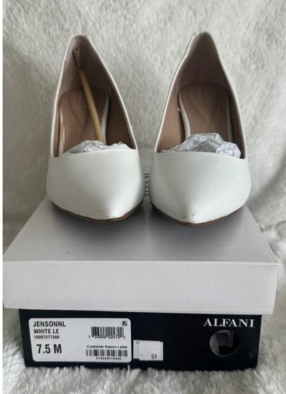 Alfani JenisonNL White Leather Pointed Toe Block Heel Pumps 7.5M Box Worn Once